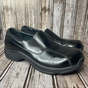 Dansko Loafers Black Leather Slip on shoe - women’s size 8.5